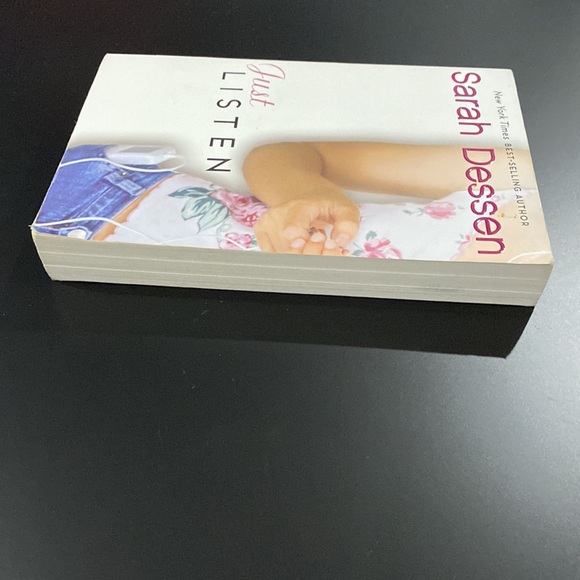 Just Listen by Sarah Dessen - YA Paperback Novel - Picture 4 of 6